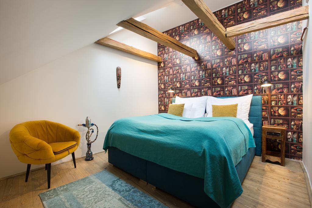 Bohemian Chic 2 Bedroom 2 Bathroom Loft With Hanging Chair Daire
